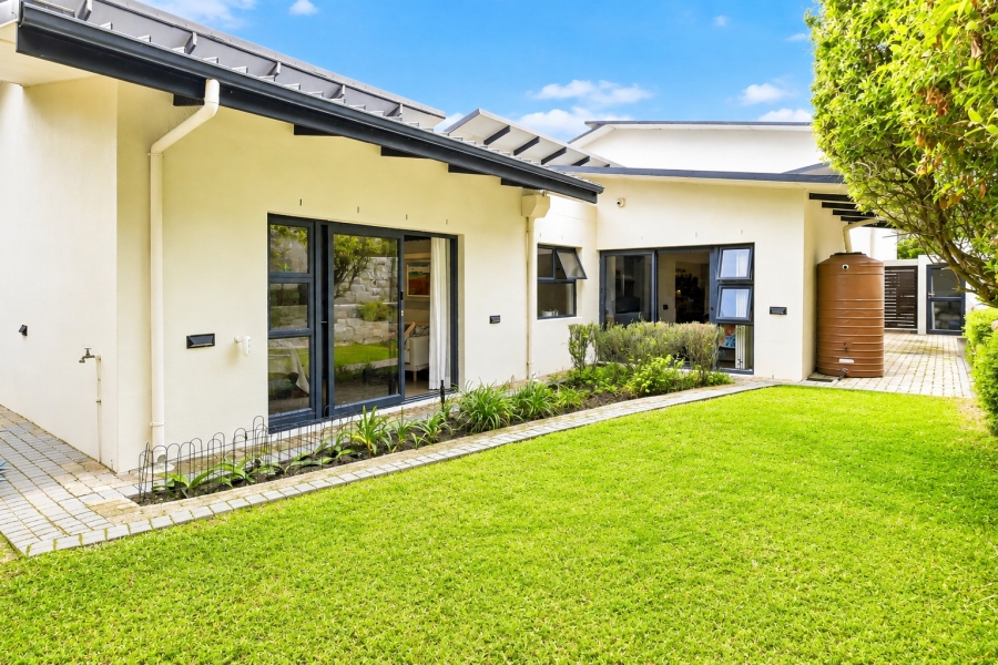 5 Bedroom Property for Sale in Stonehurst Mountain Estate Western Cape